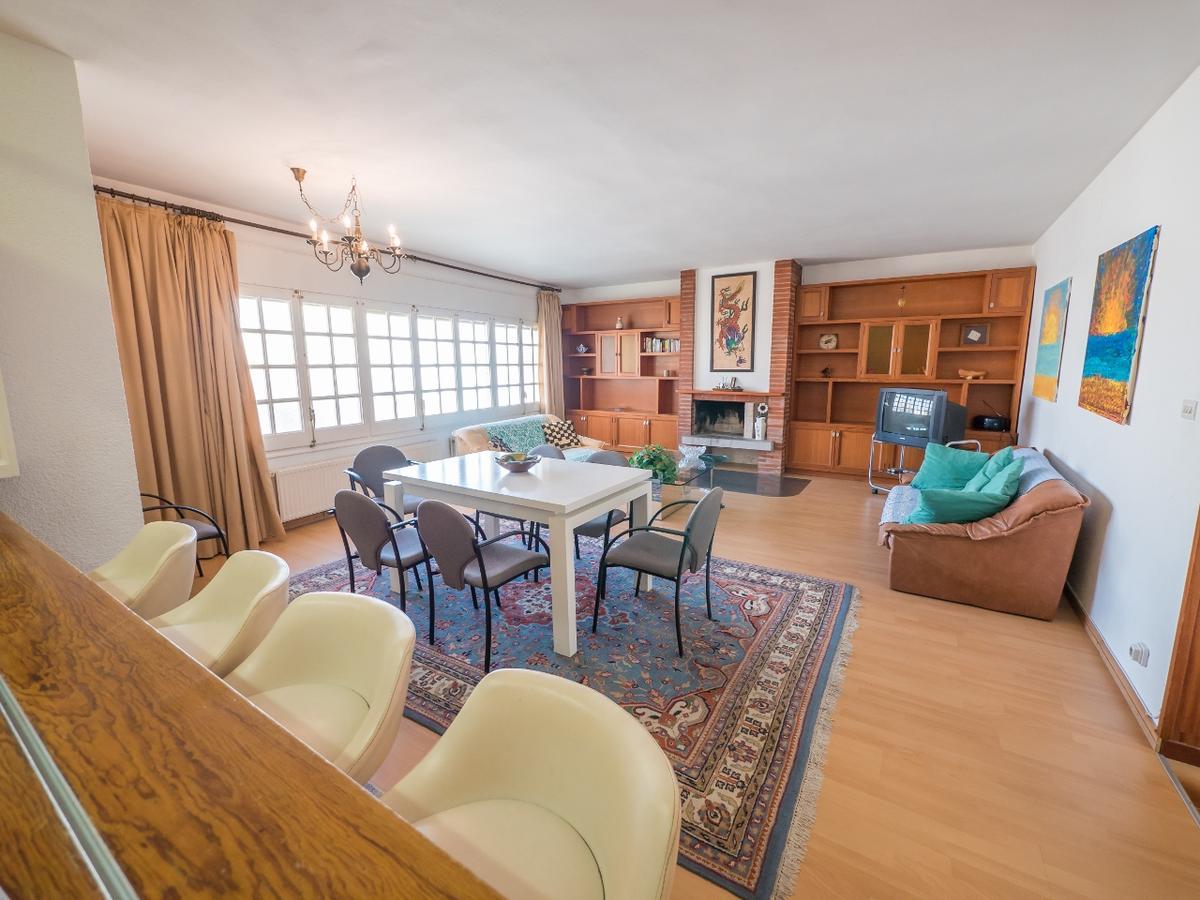 Apartamento Agi Traginers *